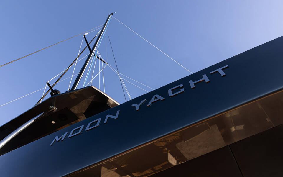 Moon 60 sail Full Moon