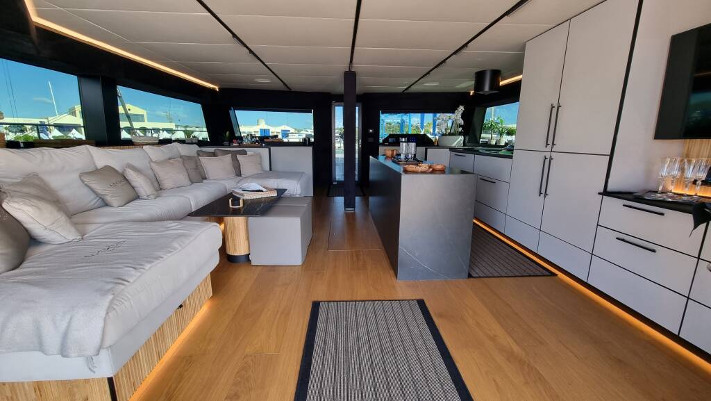 Moon Yacht 60 Moonlight