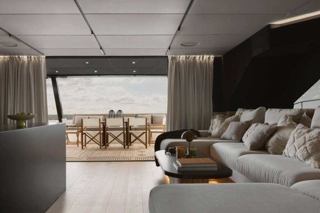 Moon Yacht 60 Moonlight