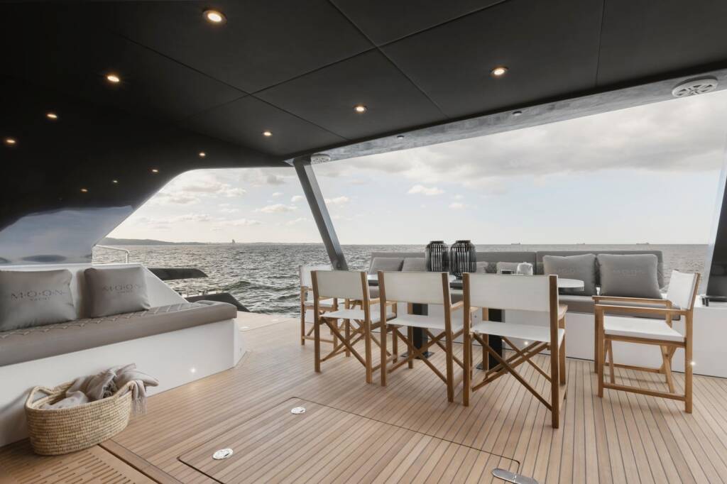Moon Yacht 60 Moonlight