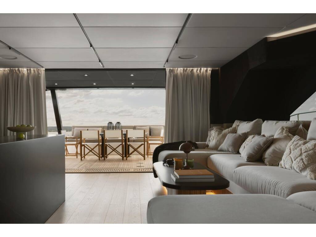 Moon Yacht 60 Moonlight