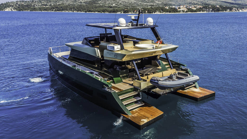 Moon Yacht 60 Over The Moon