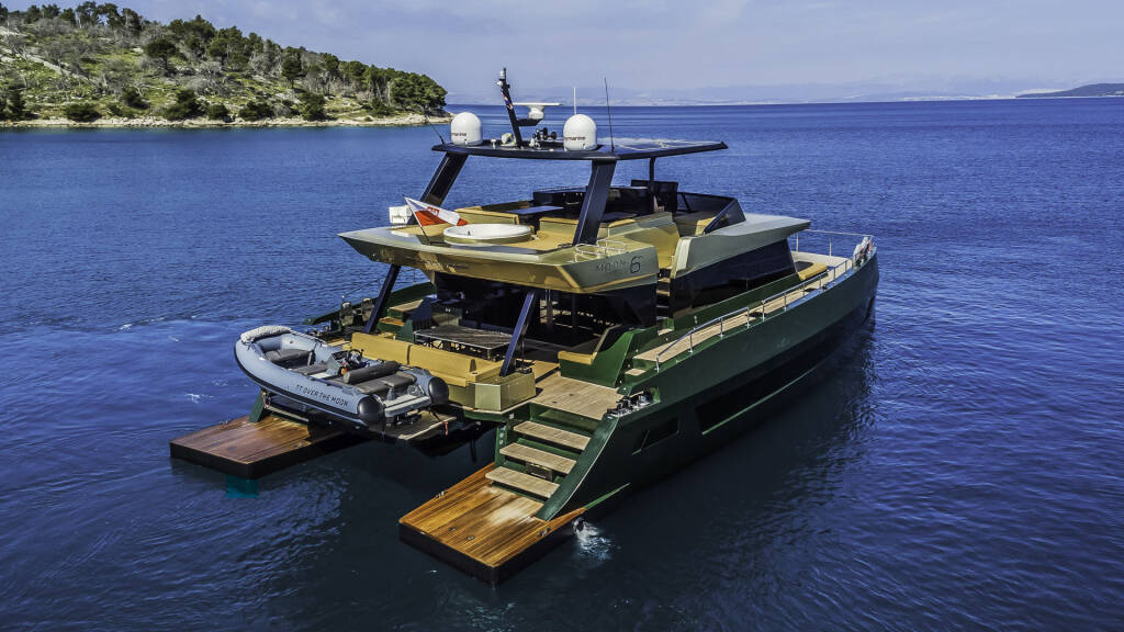 Moon Yacht 60 Over The Moon