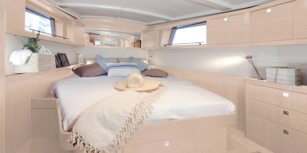 Moorings 48.4 
