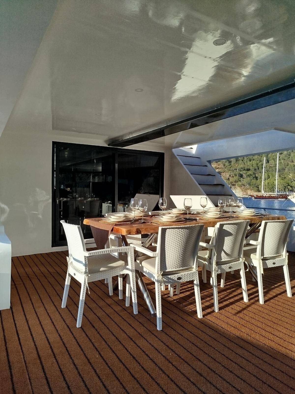 Motor Yacht Lagertha