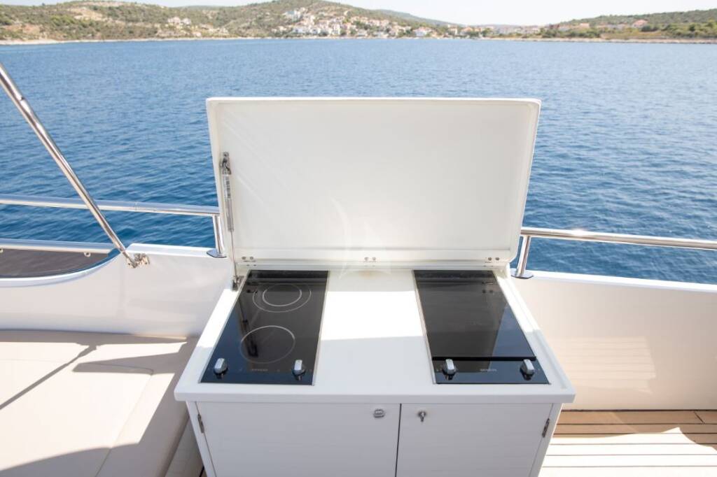 Motoryacht SEA BREEZE II