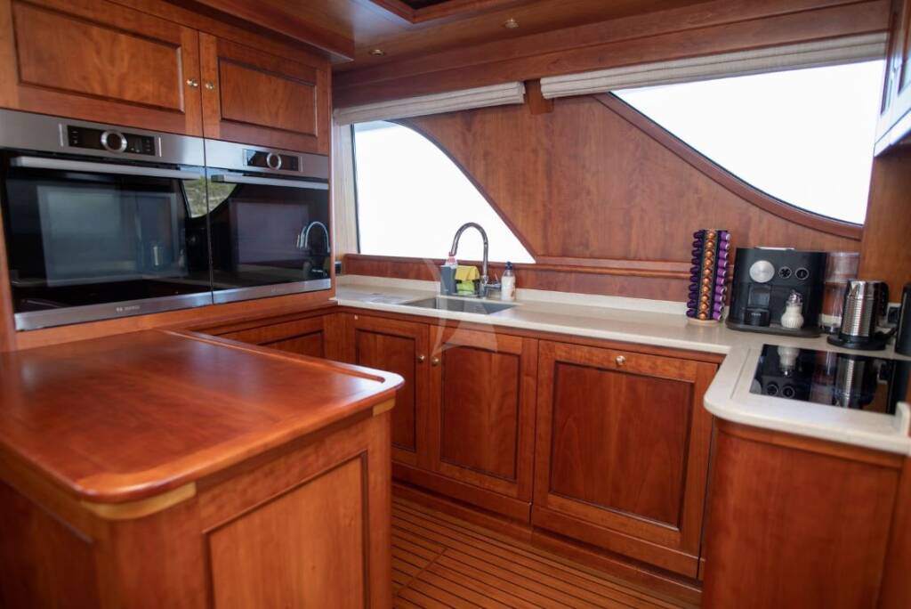 Motoryacht SEA BREEZE II