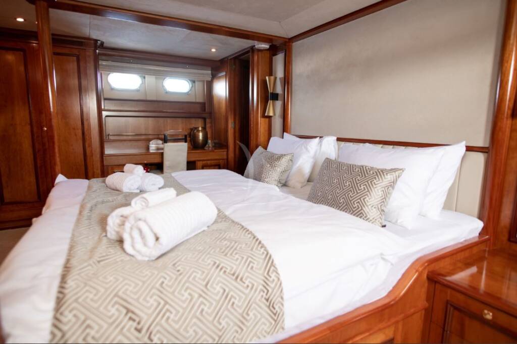 Motoryacht SEA BREEZE II