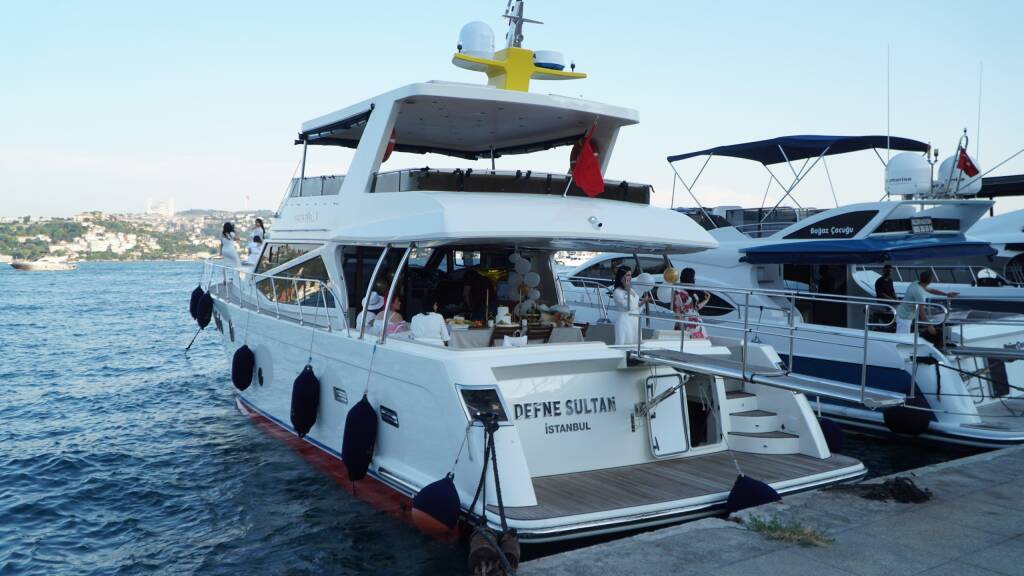 Motoryacht Defne Sultan