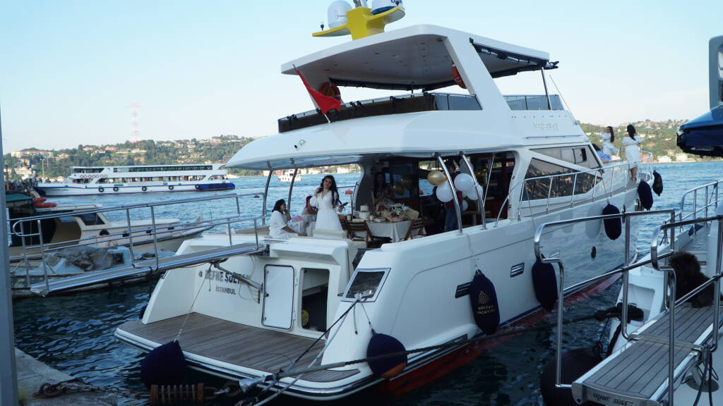 Motoryacht Defne Sultan
