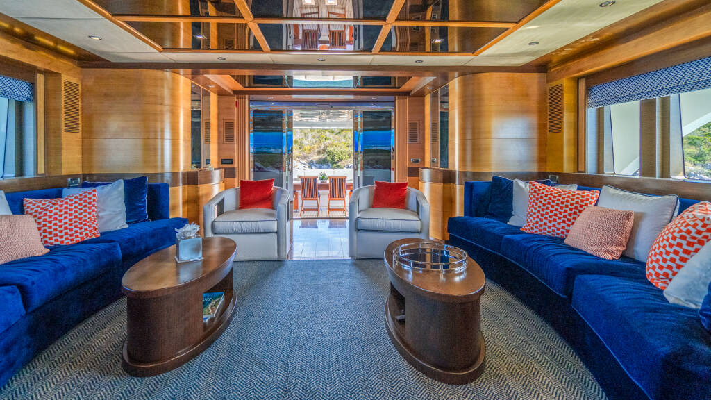 Motoryacht Silent World