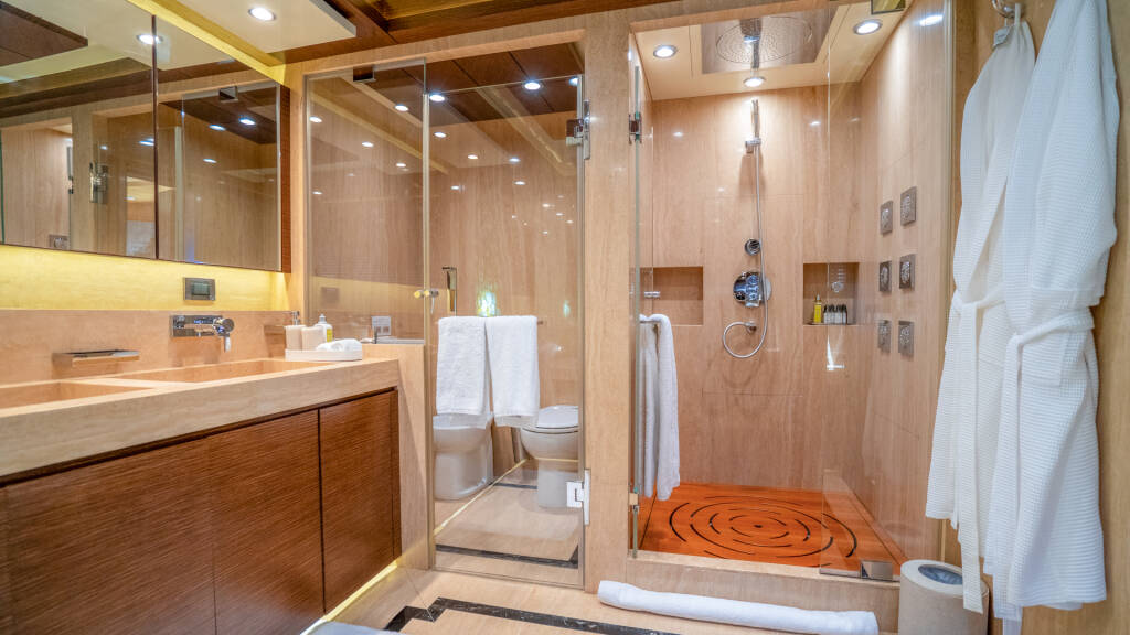 Motoryacht Silent World