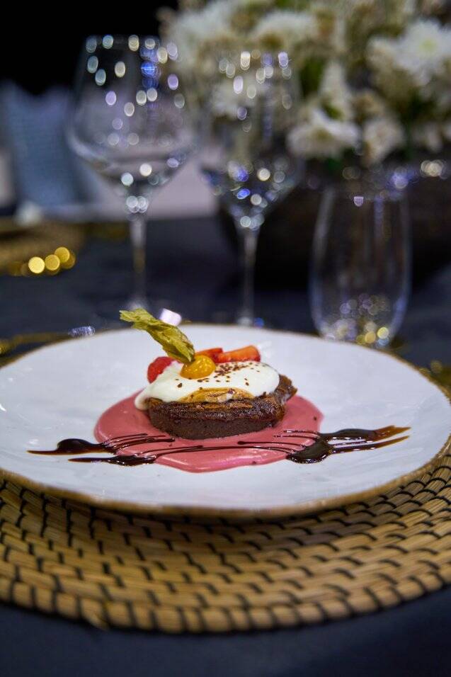 M/S Rara Avis Rara Avis