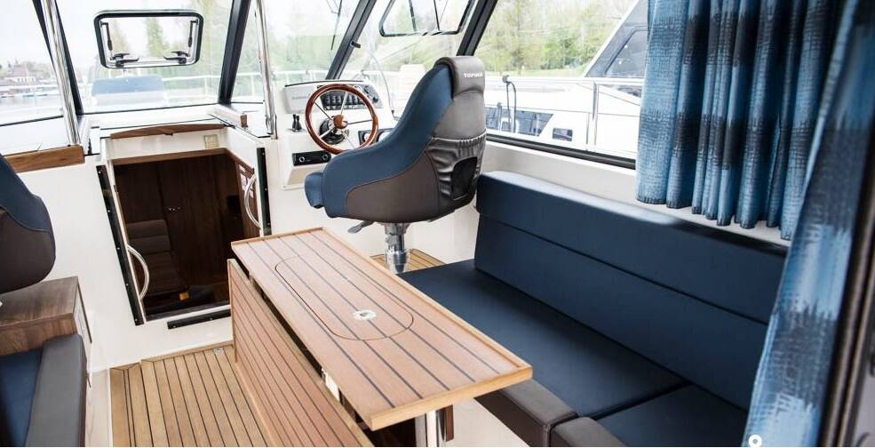 Nautika 1300 LUX Nautika 1300 LUX