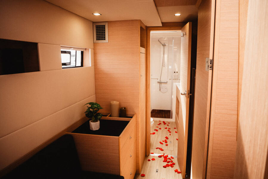 Nautitech 40 Open Untethered