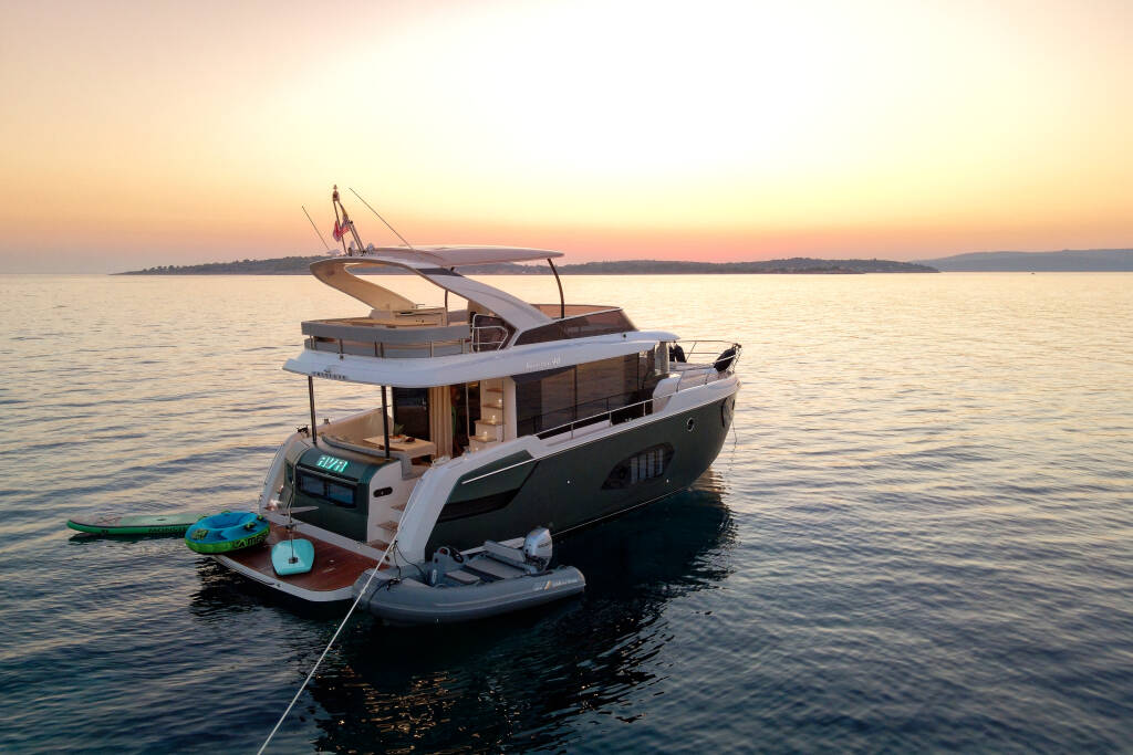 Navetta 48 AVA