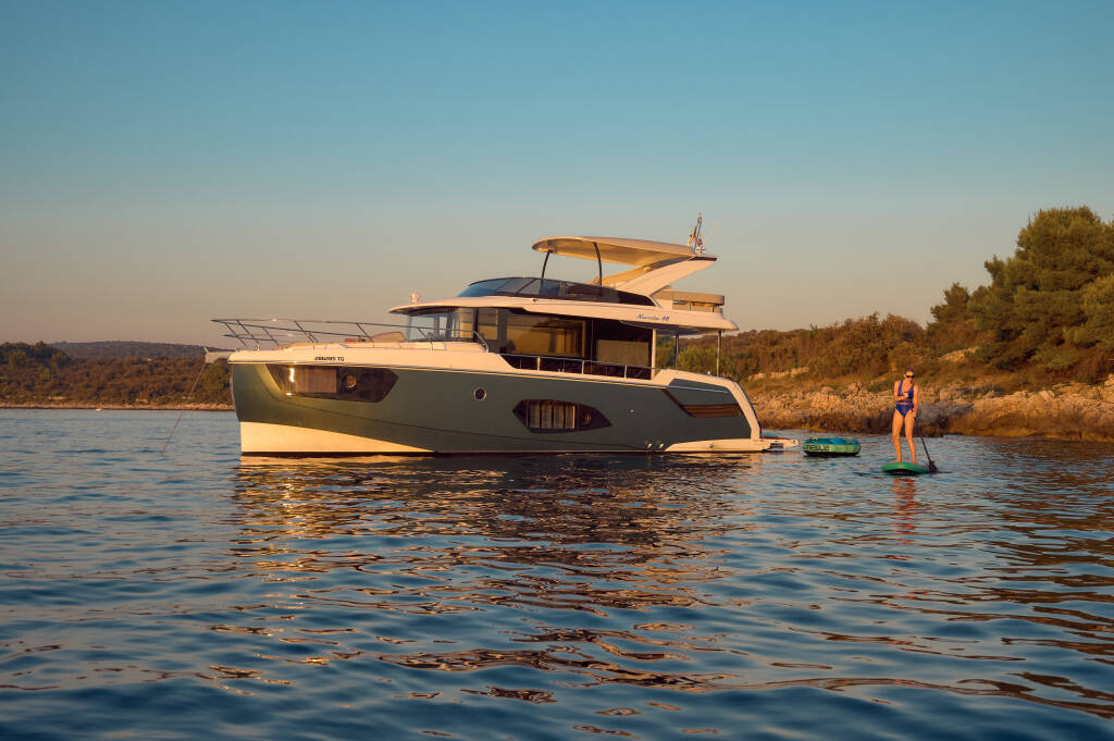 Navetta 48 AVA