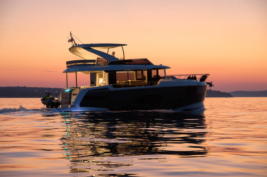 Navetta 48 AVA