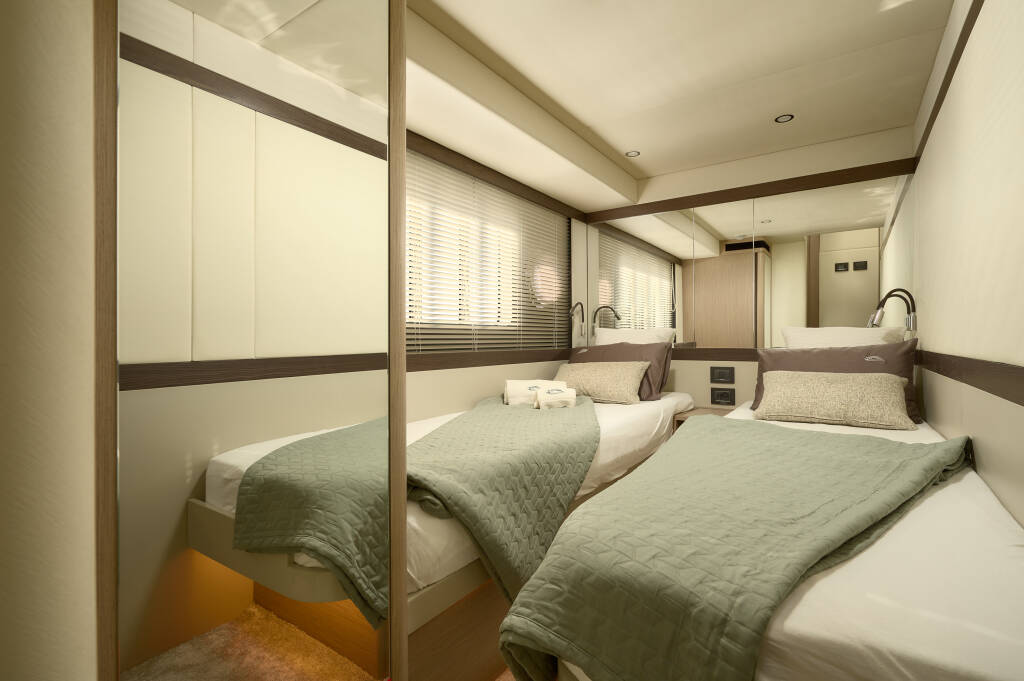 Navetta 48 AVA