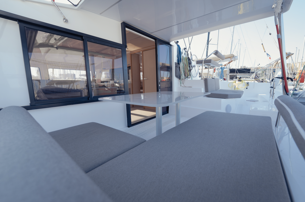 Neel 43 Greenwich Explorer