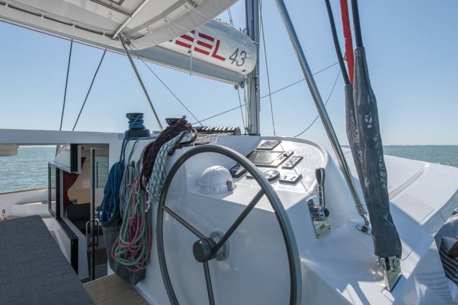 Neel 43 Lefkada