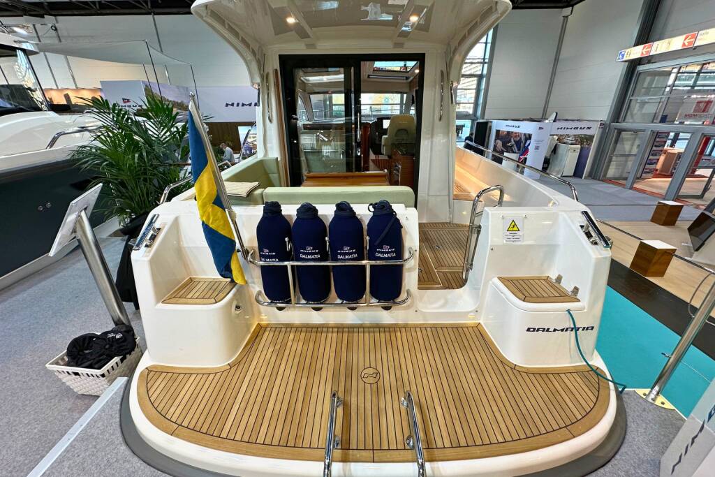 Nimbus 305 Coupe DALMATIA