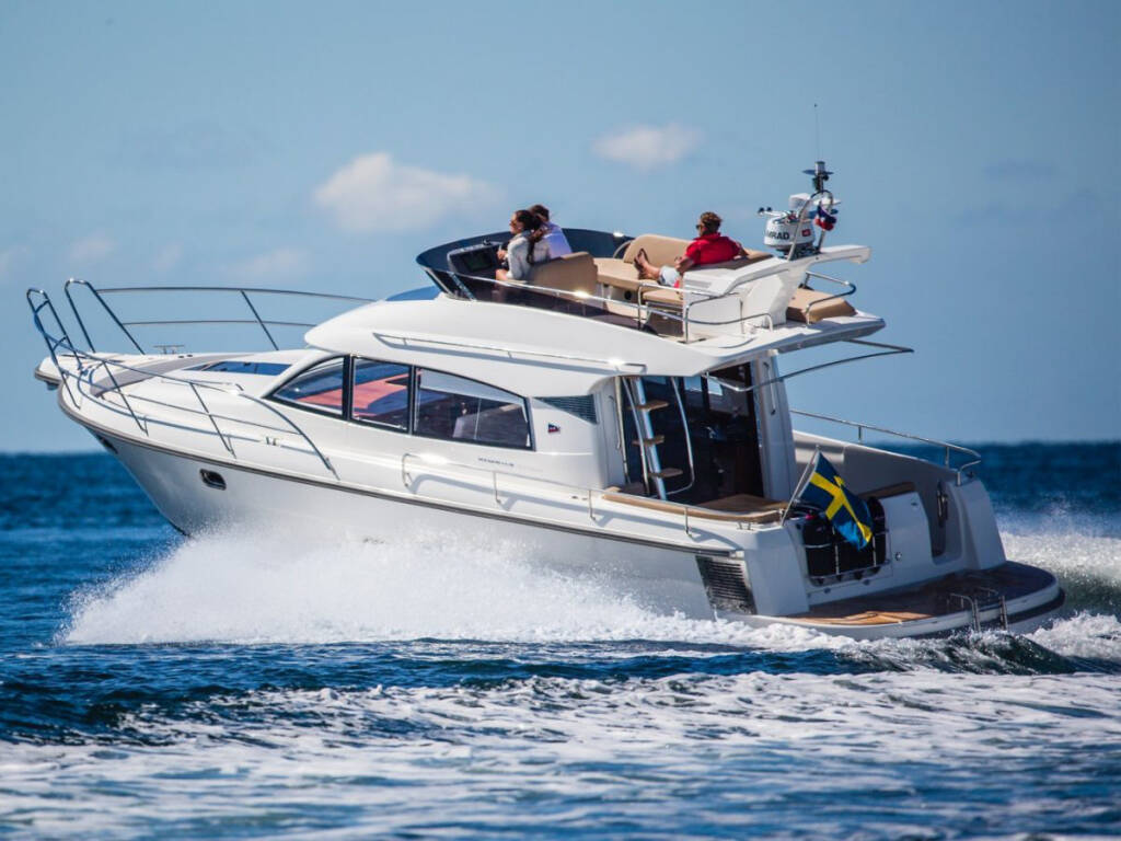 Nimbus 405 Flybridge • Greg