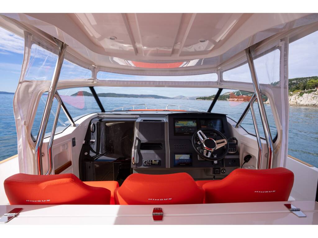Nimbus T11 Inboard PURA VIDA 