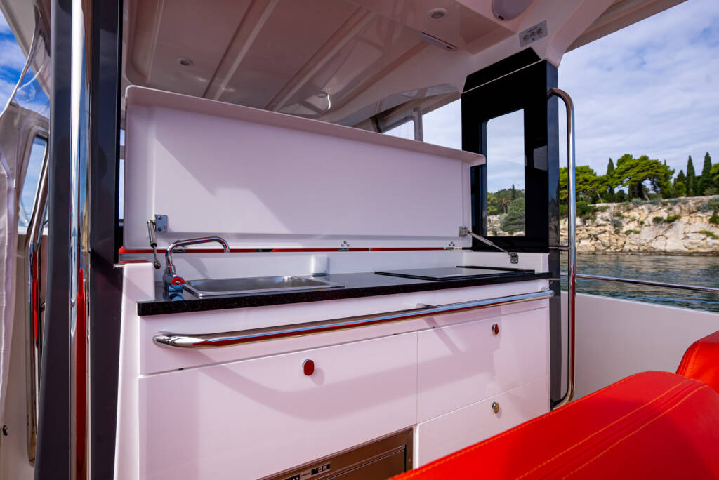 Nimbus T11 Inboard PURA VIDA 