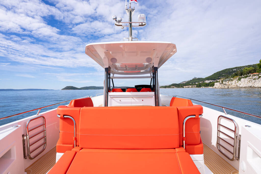 Nimbus T11 Inboard PURA VIDA 