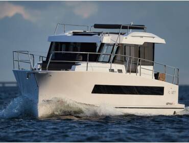 Northman 1200 Elegance Flybridge ELEGANCE FLYBRIDGE