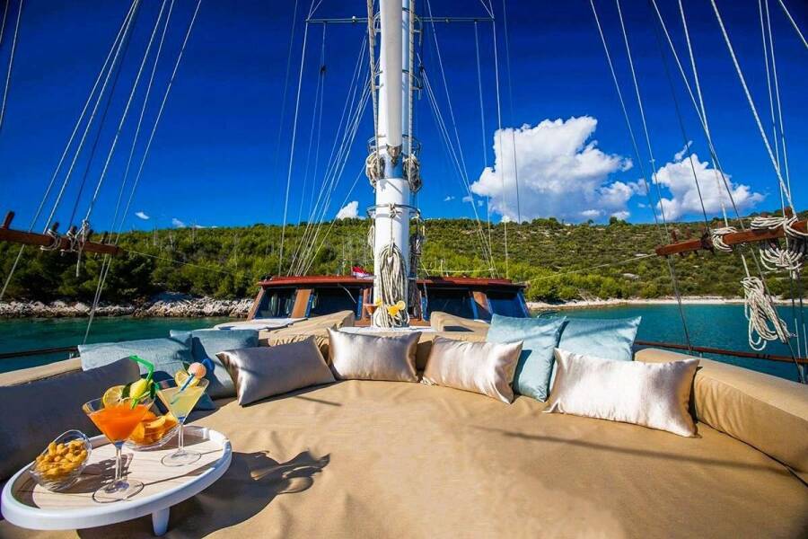 Nostra Vita Nostra Vita