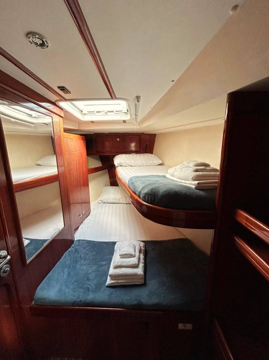 Ocean Star 58.4  Alexandria