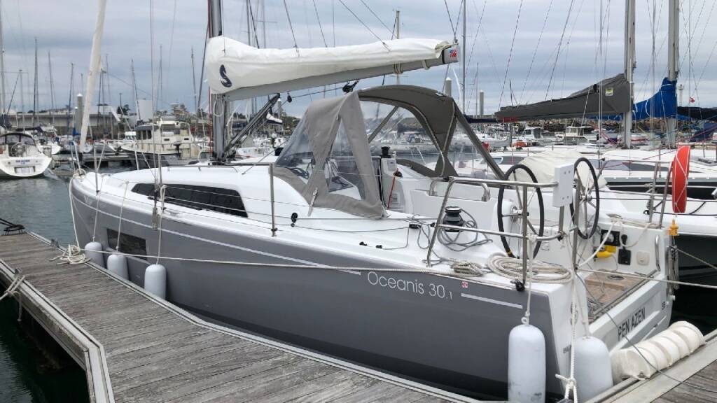 Oceanis 30.1 Pen Azen