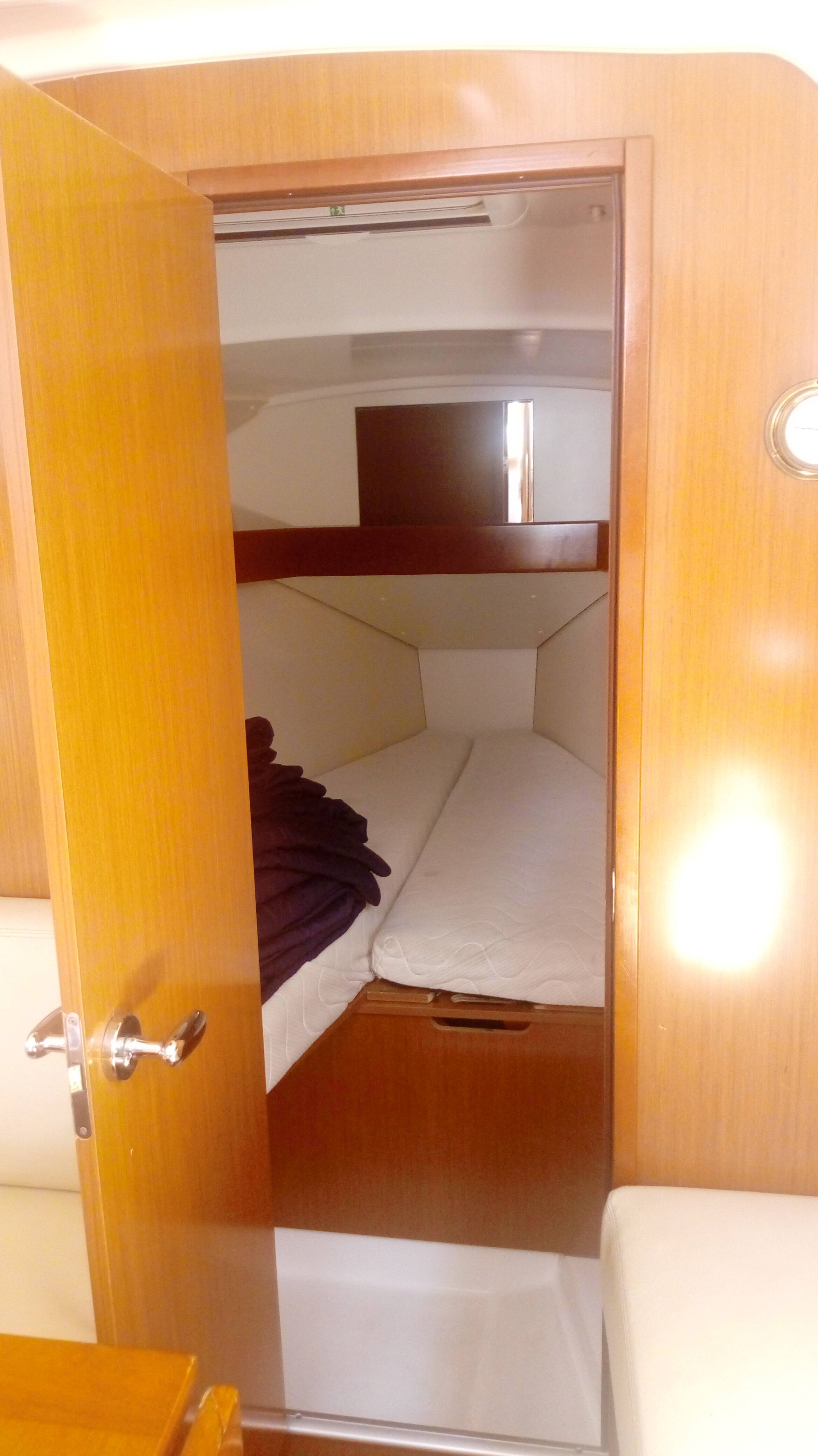 Oceanis 31 TRIZONIA 