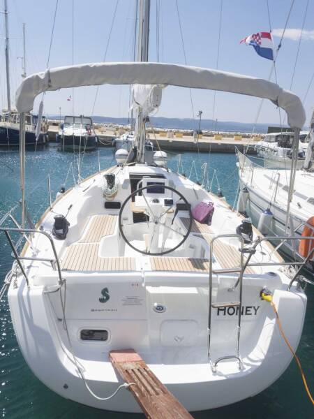 Oceanis 31 Honey