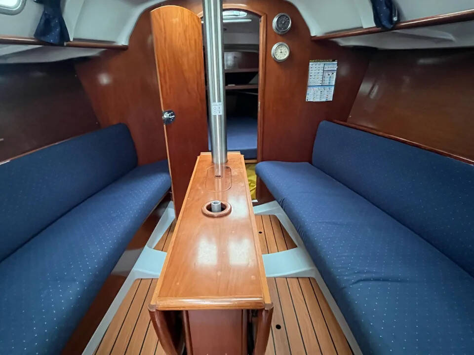 Oceanis 311  Eole
