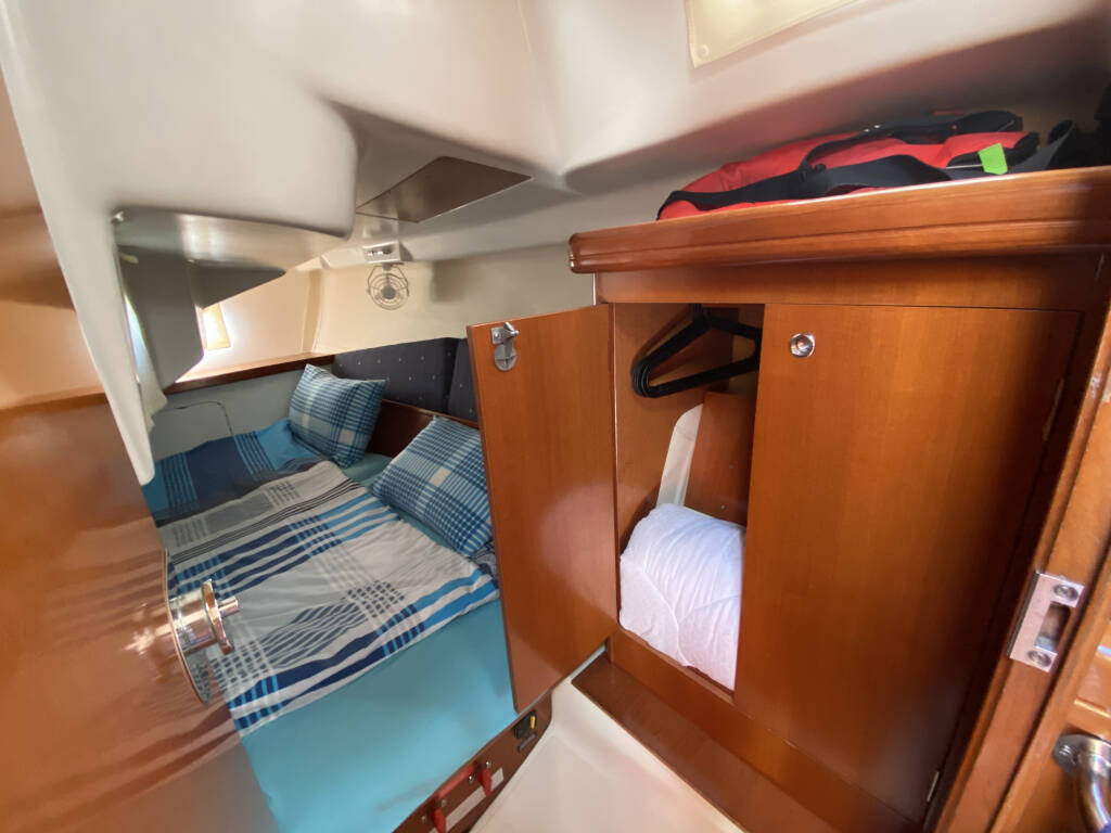 Oceanis 323 Zippy