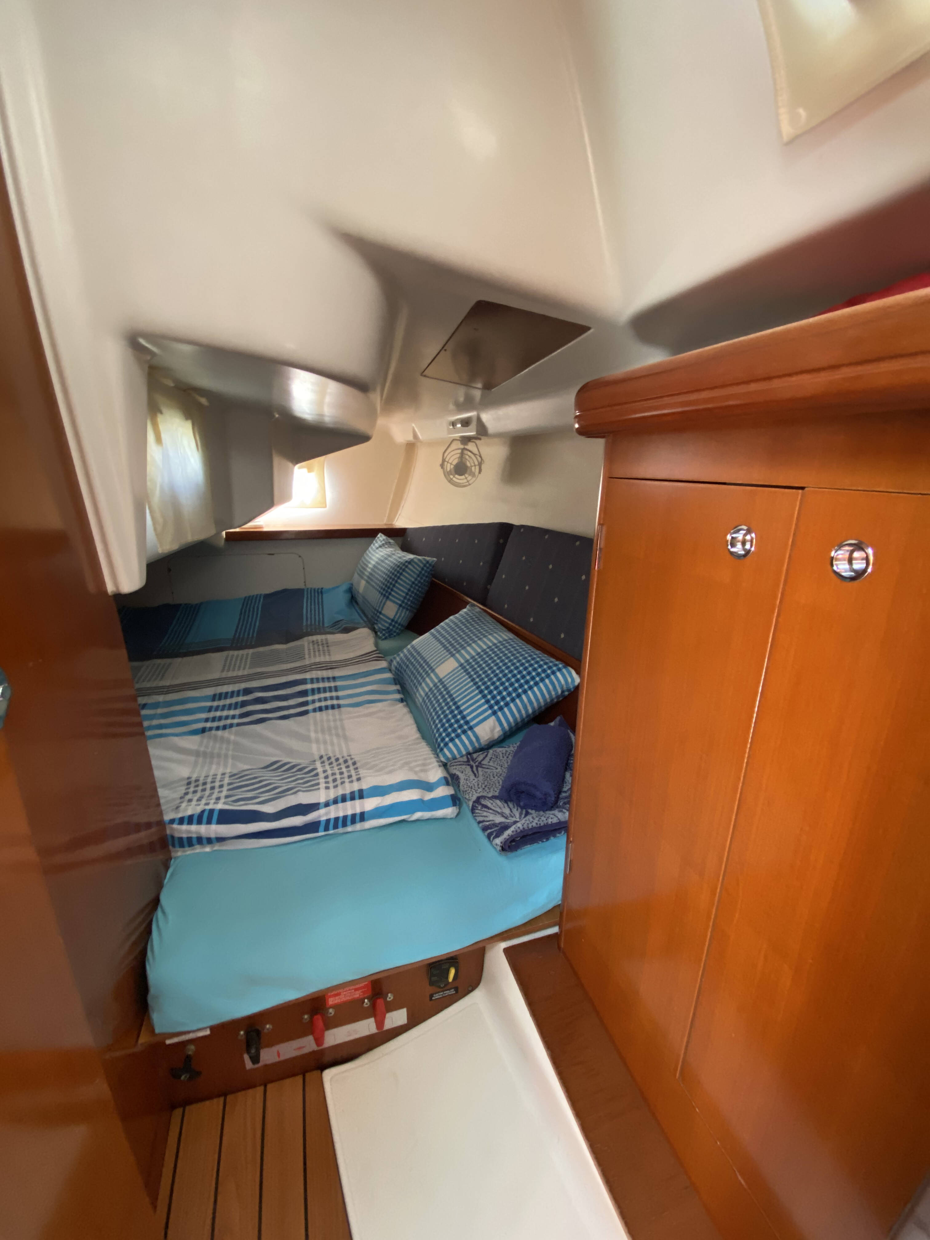 Oceanis 323 Zippy