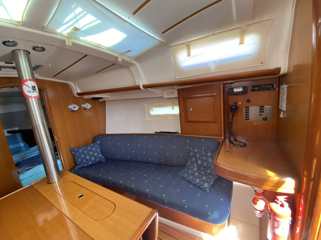 Oceanis 323 Zippy