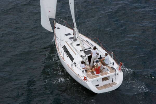 Oceanis 34 • Star Elisabeth 