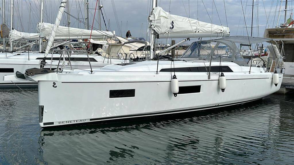 Oceanis 34.1 Trapani Vela Club