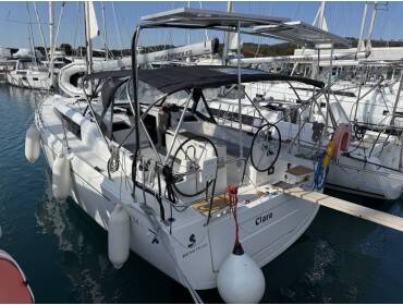 Oceanis 34.1 • Clara