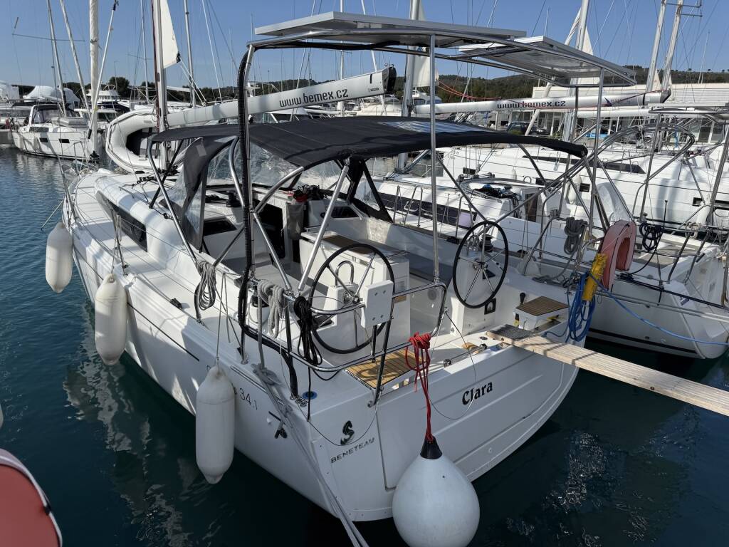 Oceanis 34.1 Clara