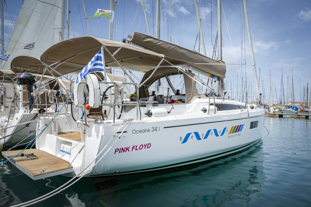 Oceanis 34.1 Pink Floyd