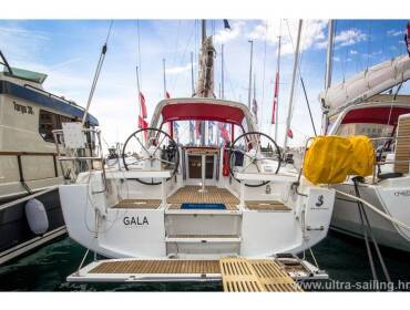 Oceanis 35 • GALA