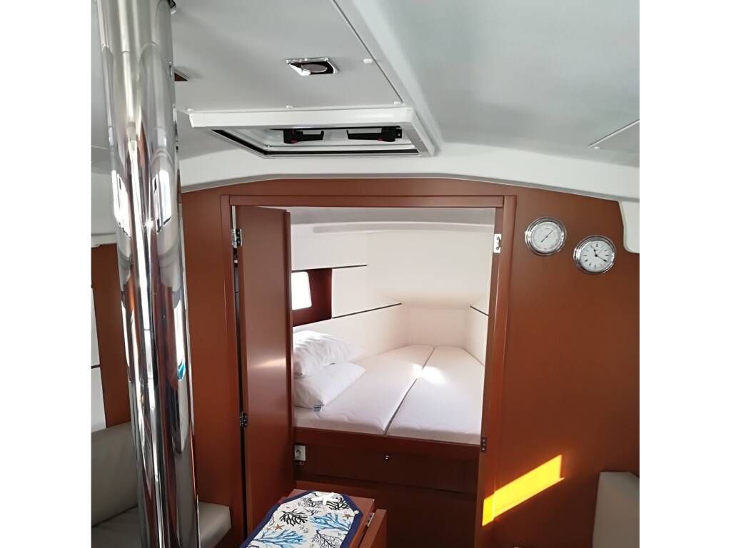 Oceanis 35 Te Fiti