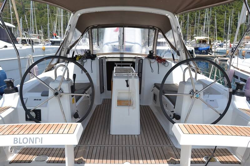 Oceanis 35 Blondi