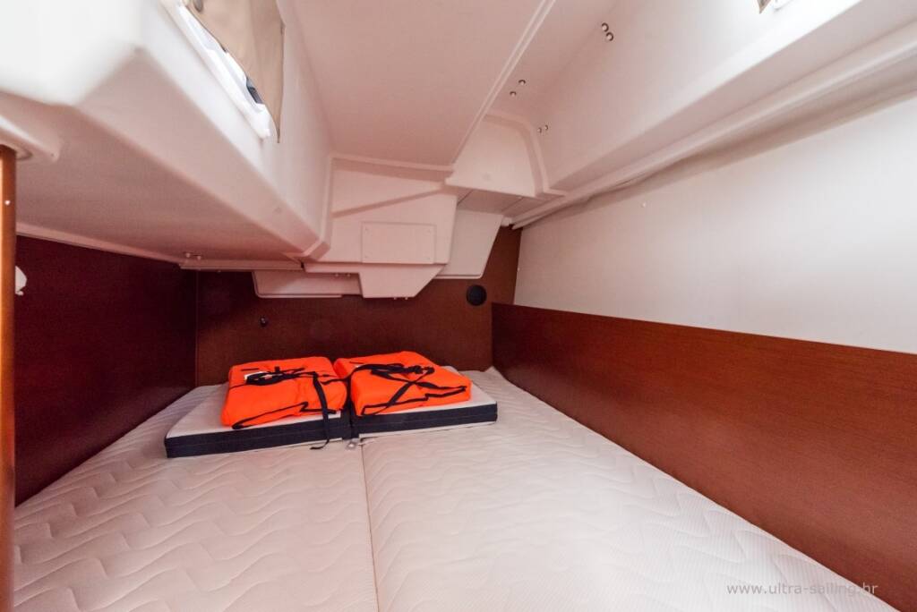 Oceanis 35.1 BELA