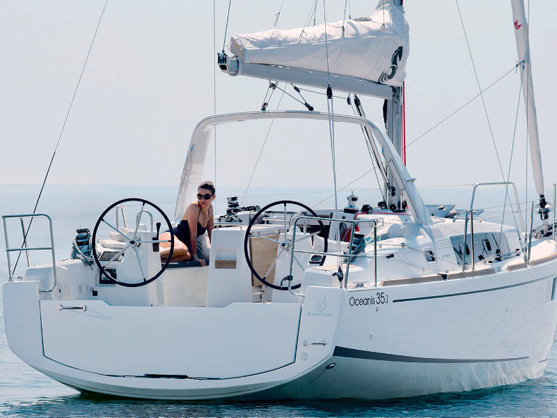 Oceanis 35.1 LAMPUGA